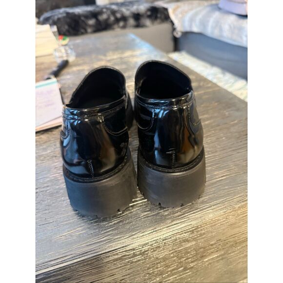 Steve Madden Lando Black Faux Patent Leather Lug Sole Loafers sz 11 - Picture 5 of 7